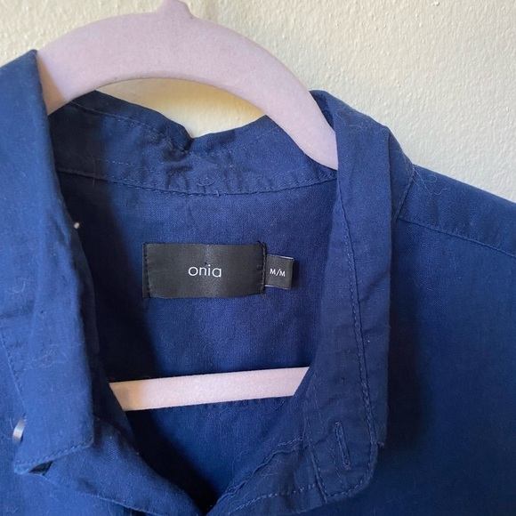 Onia Men’s Button Down Shirt Size M Navy Casual Short Sleeve Shirt Linen Blend - Picture 4 of 8
